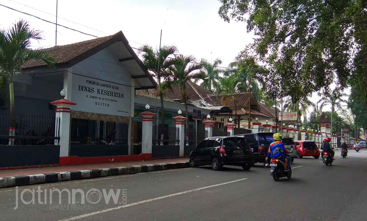  Kantor Dinas Kesehatan Kabupaten Blitar 