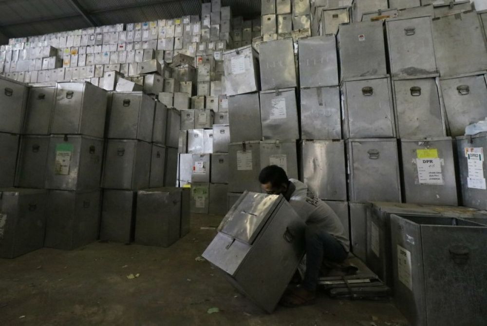 Distribusi logistik pilkada/ ilustrasi (Foto: ANTARA FOTO/Didik Suhartono)