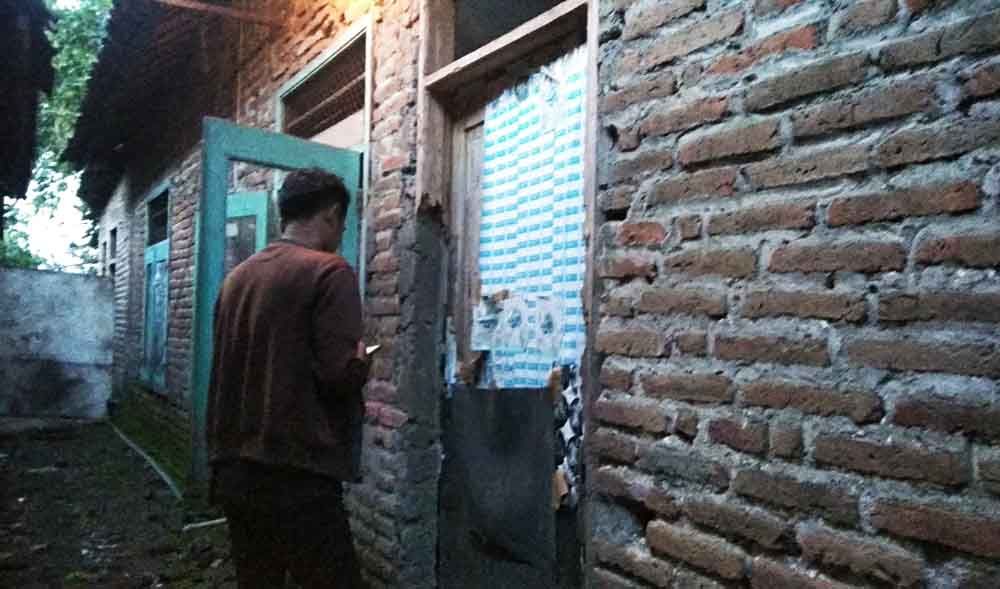 Rumah keluarga yang diduga terdoktrin kiamat