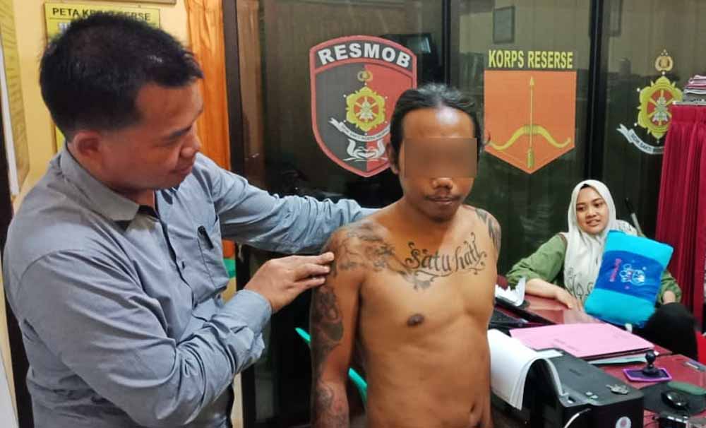 Obati Pasien Dengan Cara Menyentuh Alat Vital, Dukun ini Diringkus