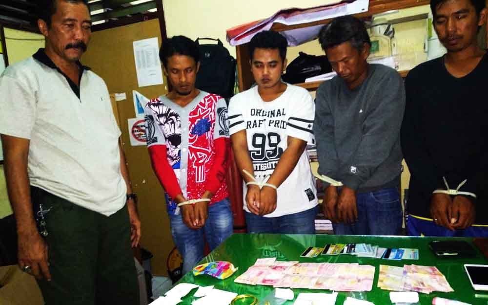 Komplotan Penjual Emas Palsu di Blitar Diringkus