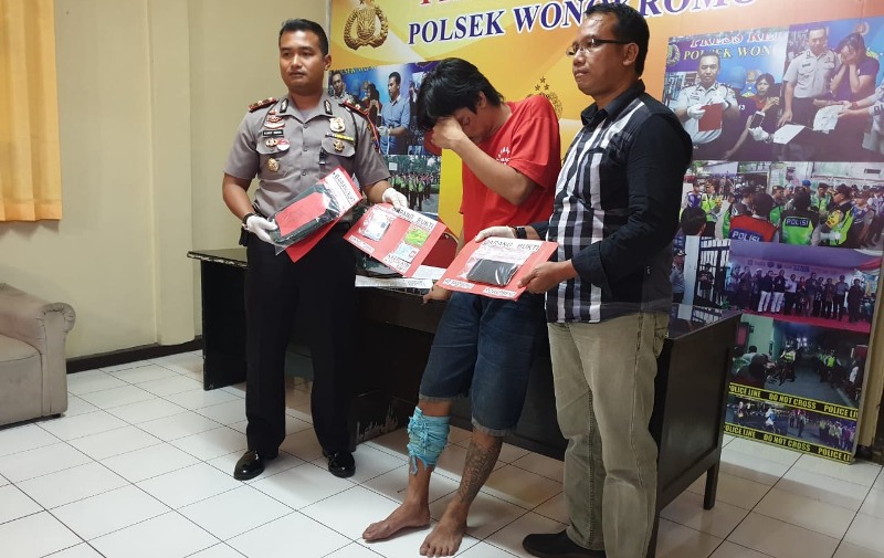 Beraksi di Taman Bungkul, Jambret ini Didor