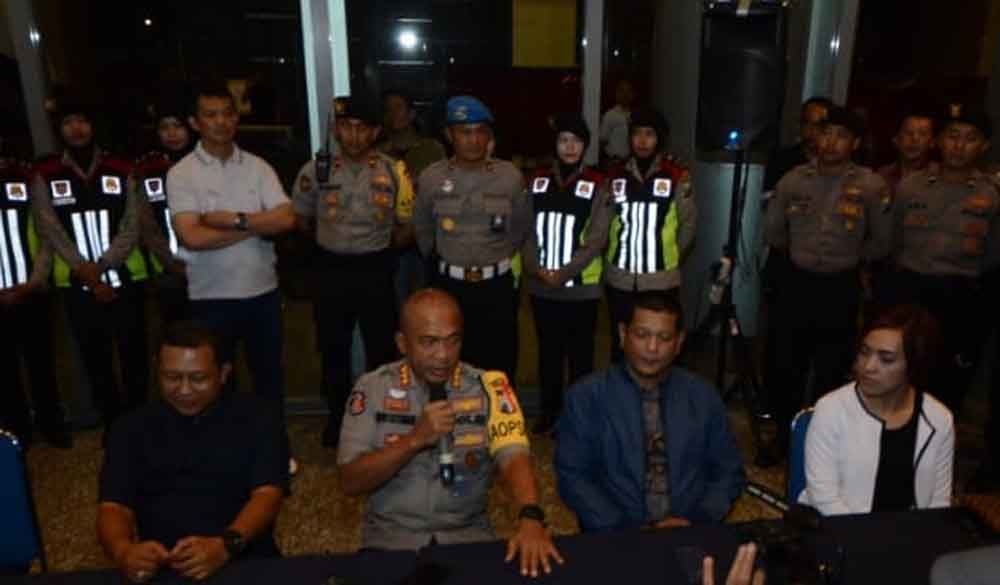 Pembatalan konser 'Hadapi dengan Senyuman'