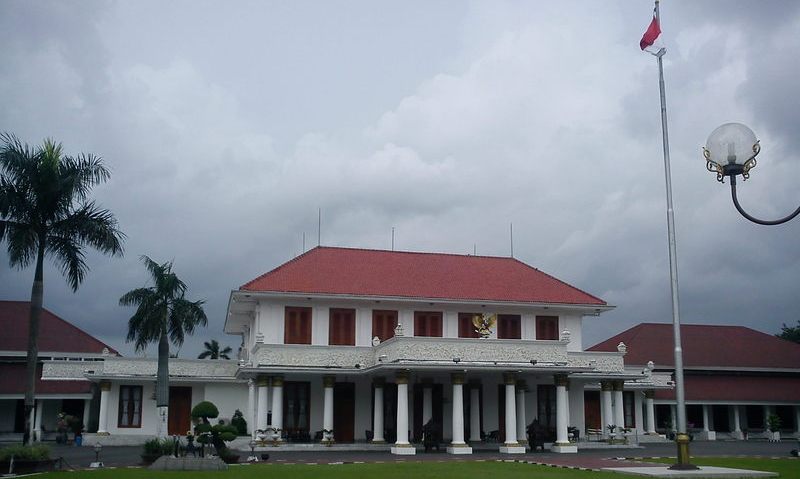 Tahun Depan, Biaya Pendidikan SMA di Jatim Digratiskan