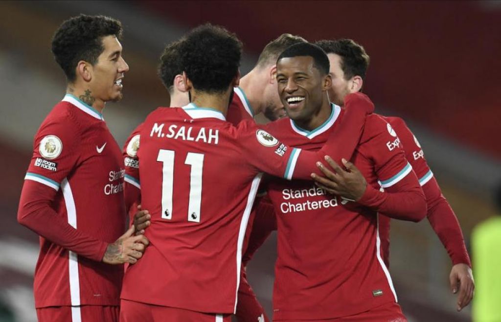 Liverpool cukur Wolves 4-0 (Foto: EPA-EFE/Peter Powell)
