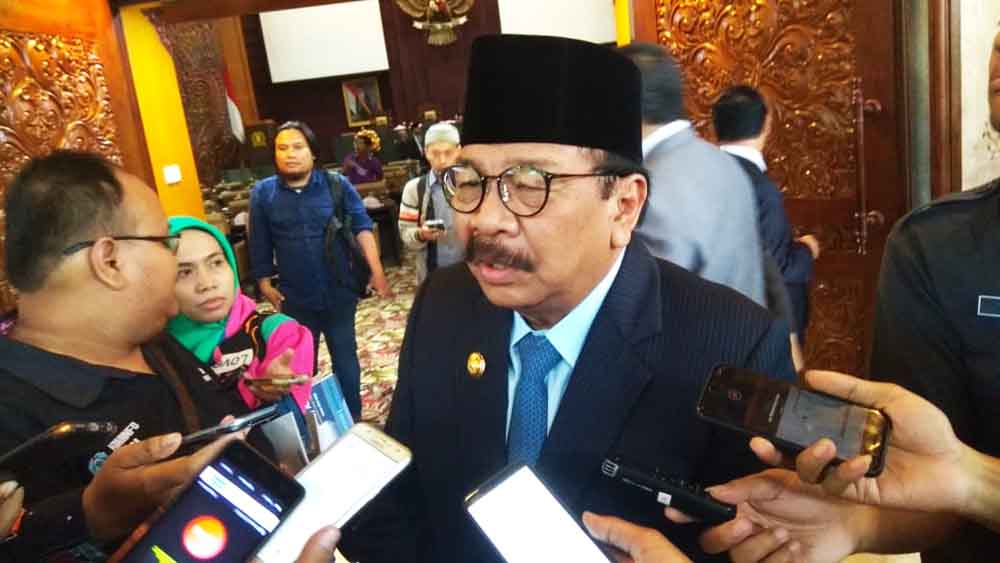 Gubernur Jawa Timur Soekarwo