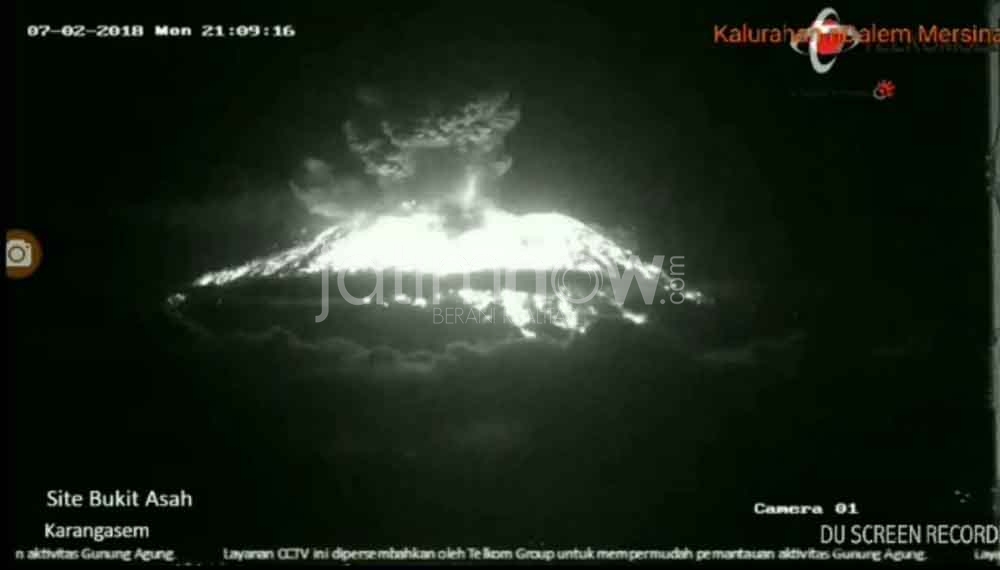 Erupsi di Gunung Agung Bali