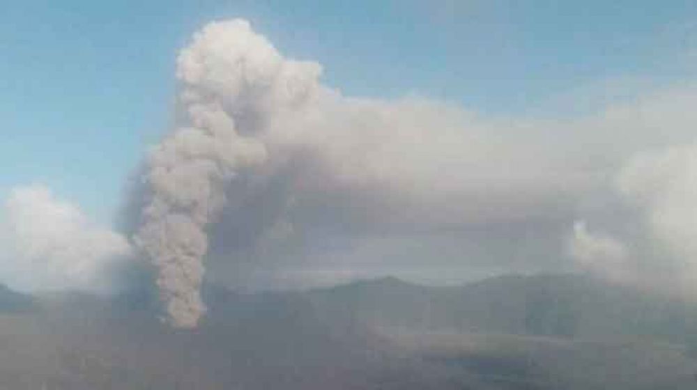 Semburan vulkanik Gunung Bromo