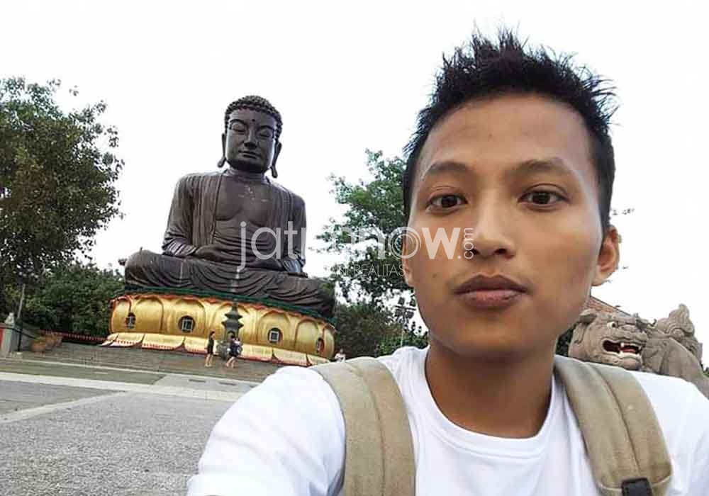 Ditinggal Kekasih Menikah, Pemuda di Ponorogo ini 'Gagal Move On'