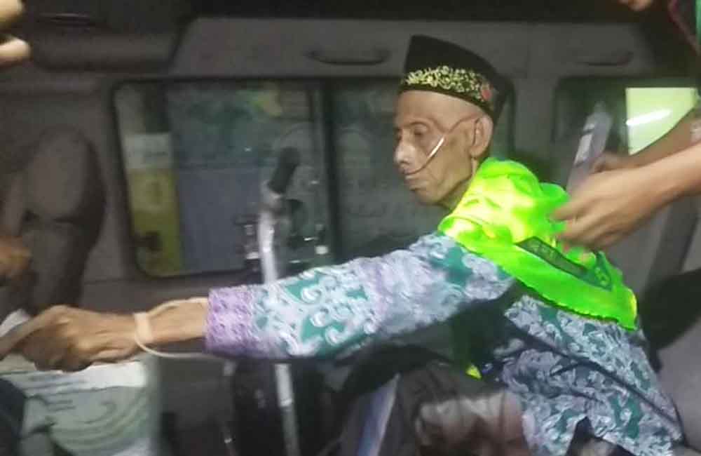 Miskat saat mendapat perawatan medis karena penyakit sesak nafasnya