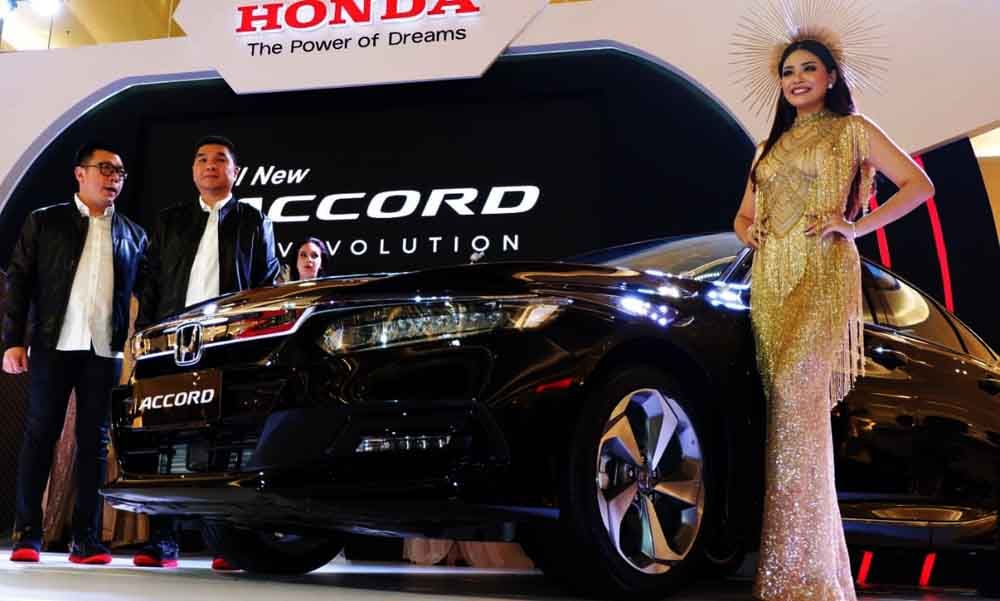 Pameran All New Honda Accord di Surabaya