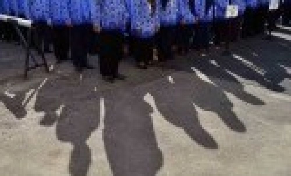 ASN sedang melaksanakan upacara (ilustrasi). Foto: Republika/Agung Supriyanto