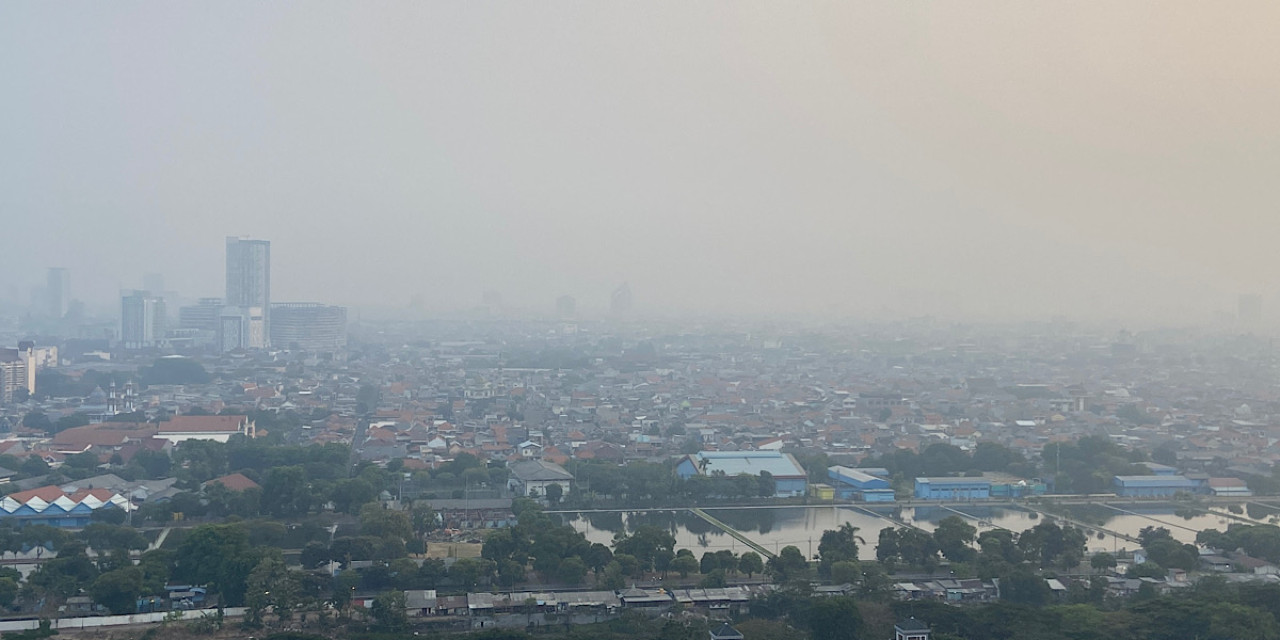 Cuaca di kawasan Jagir Wonokromo, diambil pada Minggu (11/10/2026). (dok. jatimnow.com)