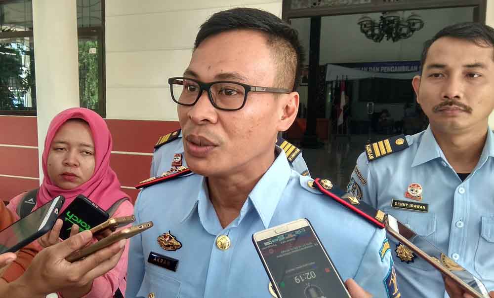 Kepala Kantor Imigrasi Kelas II Non TPI Blitar, Muhammad Akram