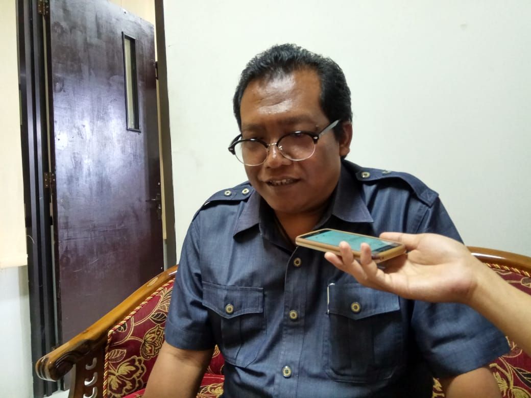 Ketua Komisi III DPRD Kabupaten Blitar, Supriadi di kantor