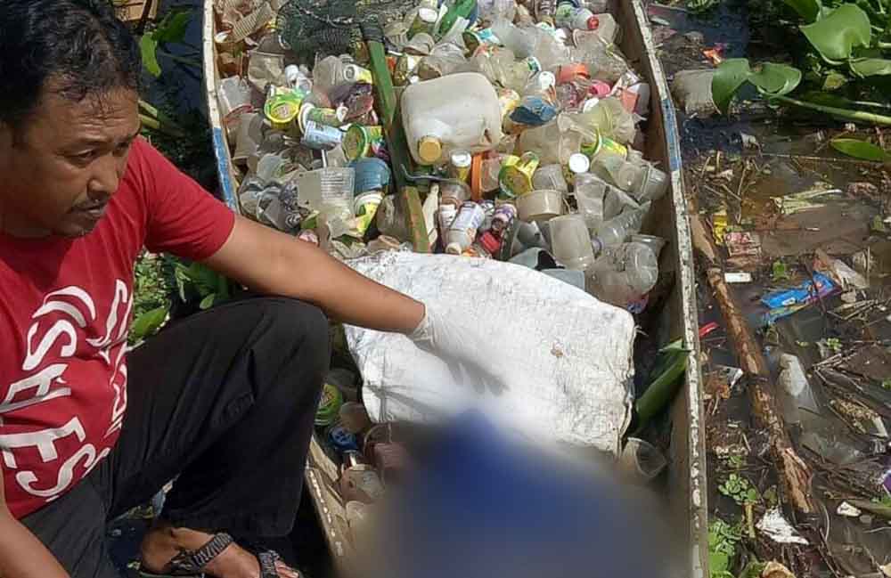 Terbungkus Plastik, Jasad Bayi Ditemukan di Bendungan Sengguruh