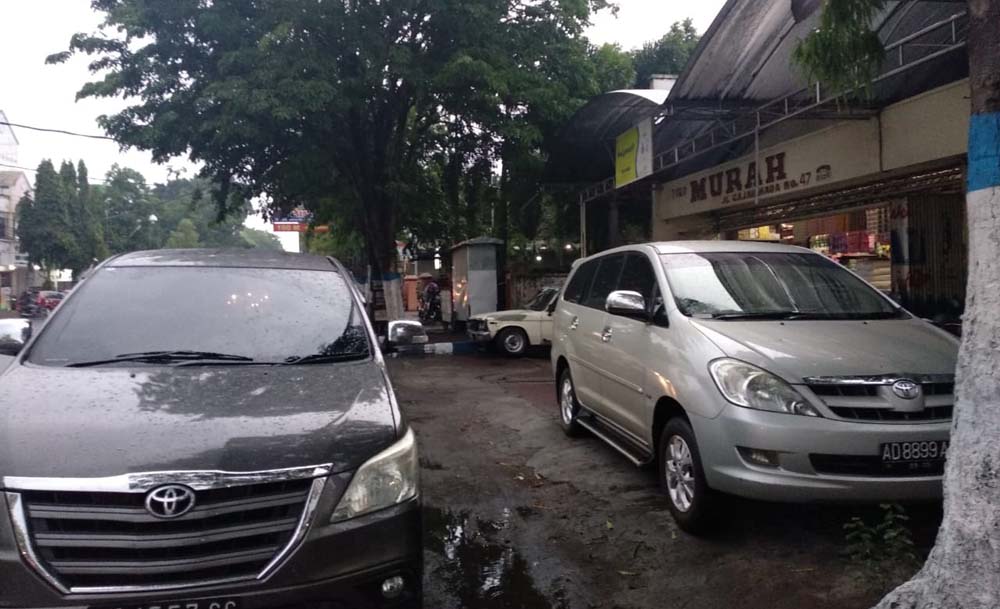 Toko yang dibobol (Mita Kusuma/jatimnow.com)