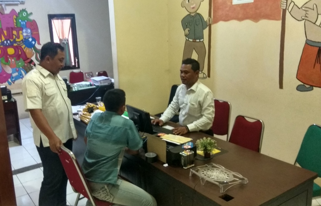 Penyidik melakukan pemeriksaan terhadap tersangka