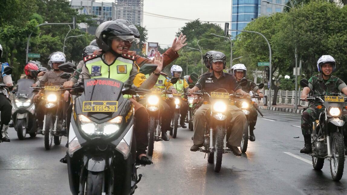 Kompol Dies Ferra pada saat berpatroli