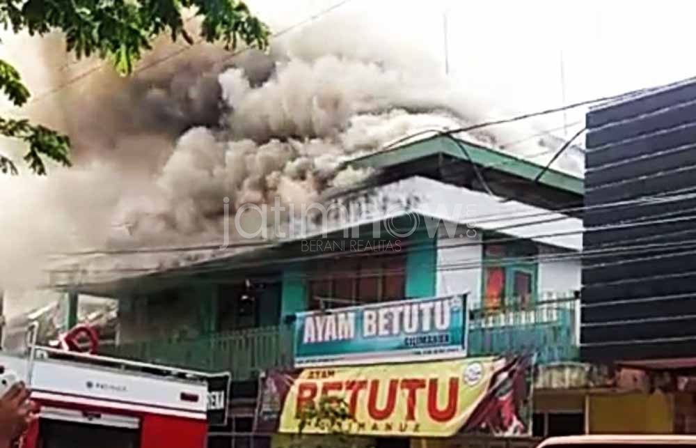 Rumah yang terbakar di Banyuwangi