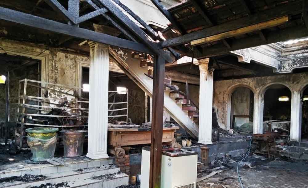 Rumah pemilik toko emas yang terbakar di Magetan