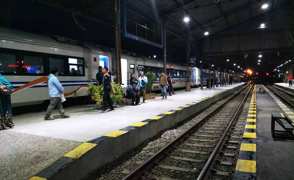 Libur Panjang Natal dan Tahun Baru, Daop 7 Siapkan 10 KA Tambahan