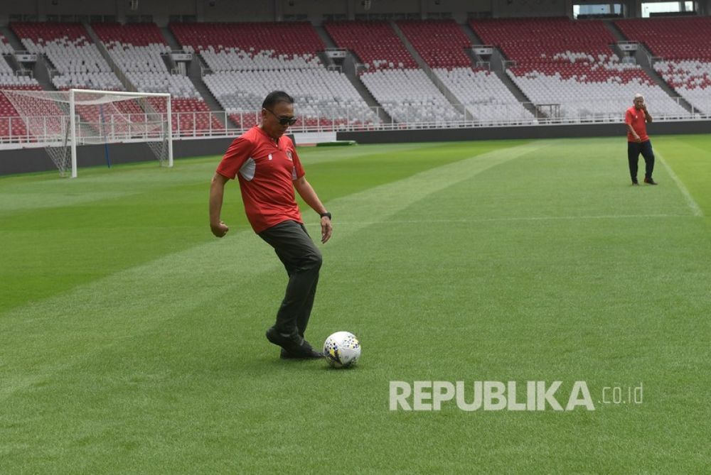 Ketua Umum Persatuan Sepak Bola Seluruh Indonesia (PSSI) Mochamad Iriawan (Foto: Antara/Puspa Perwitasari)


