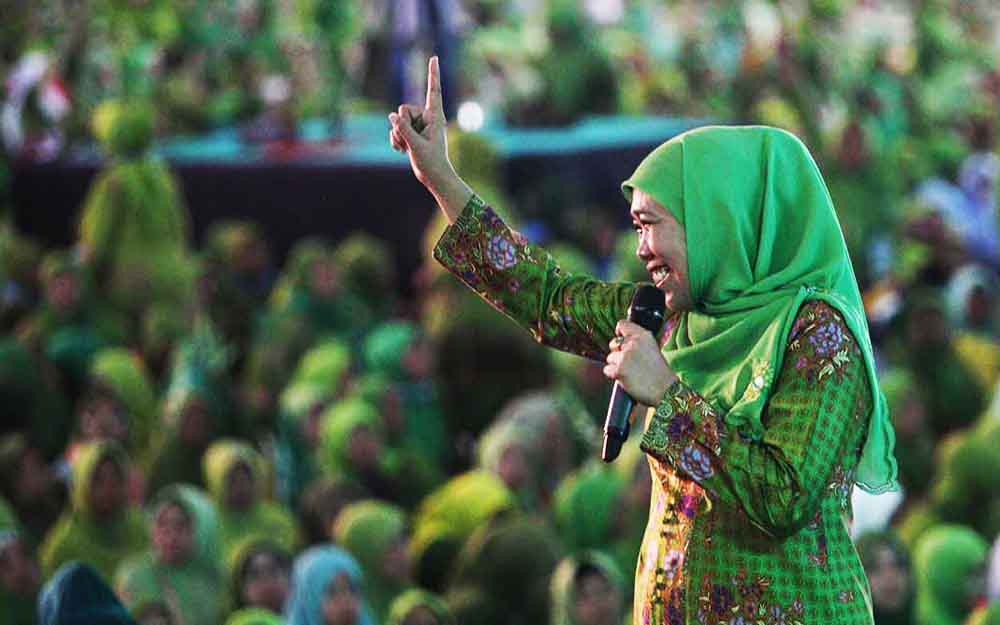 Puluhan Ribu Muslimat Jatim Gelar Doa Bersama, Ini Pesan Khofifah