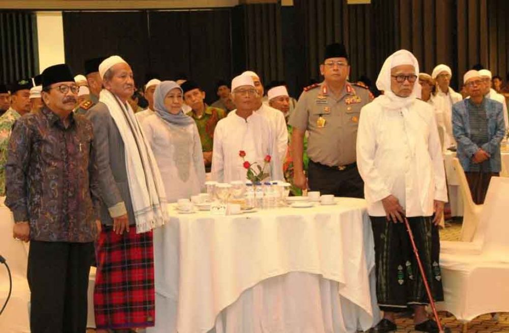 Gubernur Khofifah di acara  silaturrahim ulama Nahdlatul Ulama 