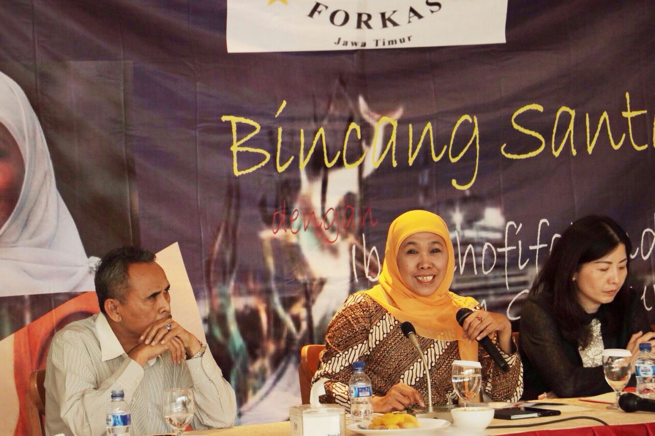 Cagub Khofifah saat bertemu dengan para pengusaha