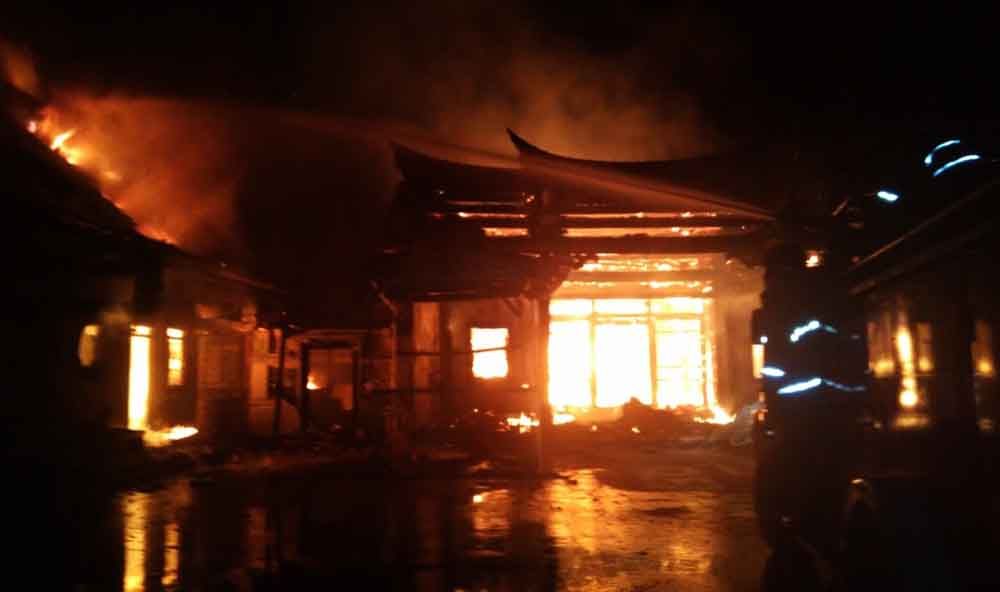 Kebakaran klenteng di Probolinggo