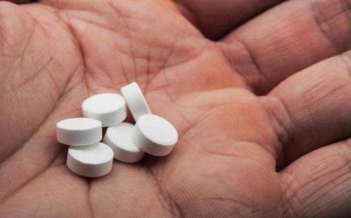 Pemuda ini Nekat Jual Pil ke Polisi, Kok Bisa?