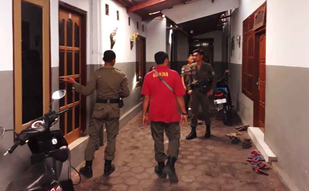 Razia kos-kosan di Ponorogo