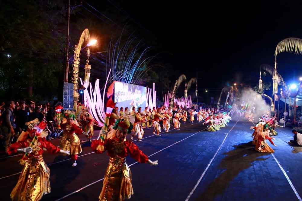 Budaya Berbagai Suku Meriahkan Festival Kuwung Banyuwangi