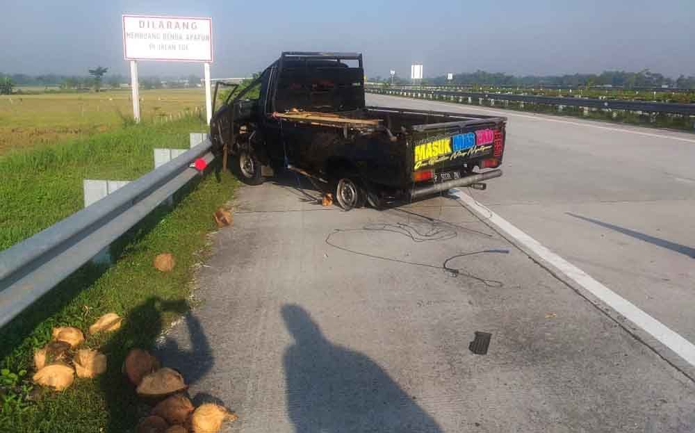 Evakuasi kecelakaan di Tol Jombang-Mojokerto