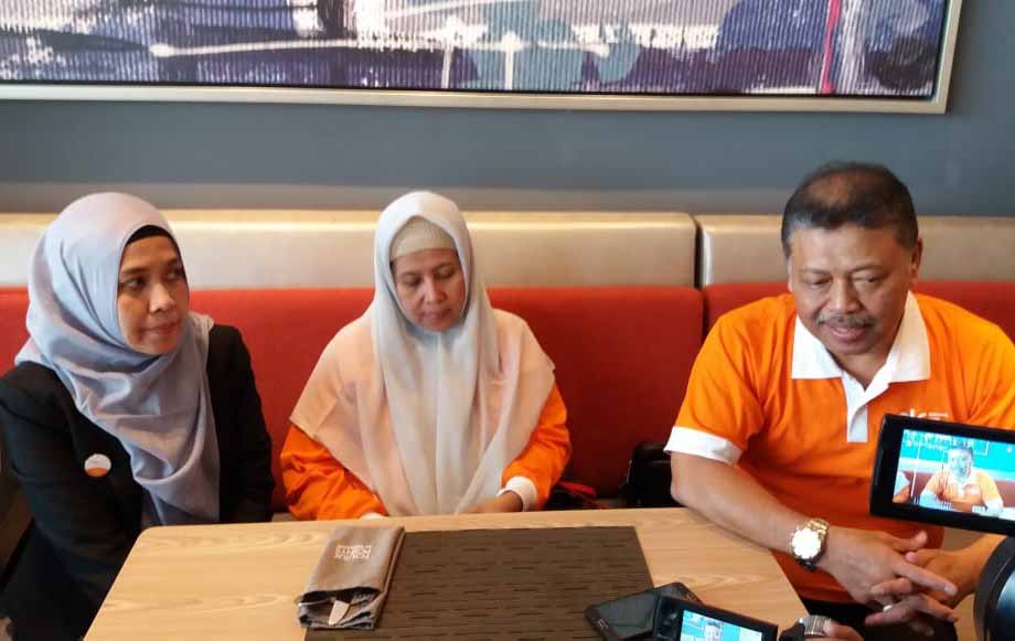 Founder NLC, dr Harka Prasetya (kanan)