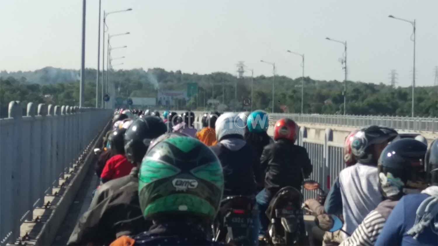 Arus Balik Pemudik dari Madura Mulai Padati Jembatan Suramadu