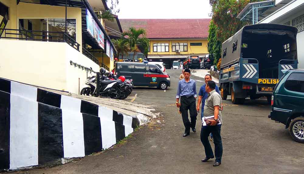 Sejumlah anggota DPRD saat hadir undangan pemeriksaan KPK