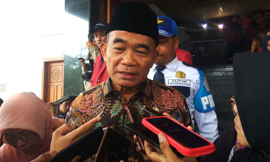 Menteri Pendidikan dan Kebudayaan RI  Muhadjir Effendy 