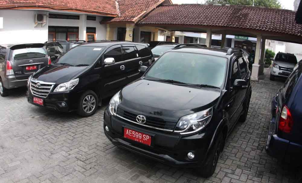 Mobil dinas Pemkab Ponorogo