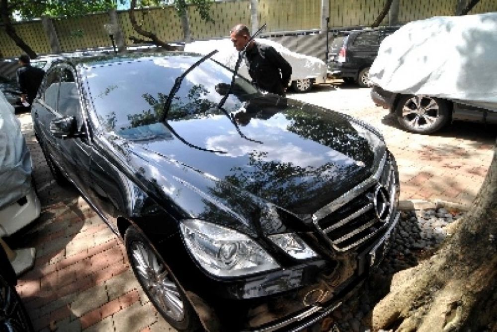 Mobil mewah (ilustrasi) (Foto: Republika/Wihdan H)