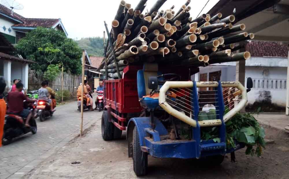 Truk rakitan ledok yang menewaskan ibu dan dua anaknya