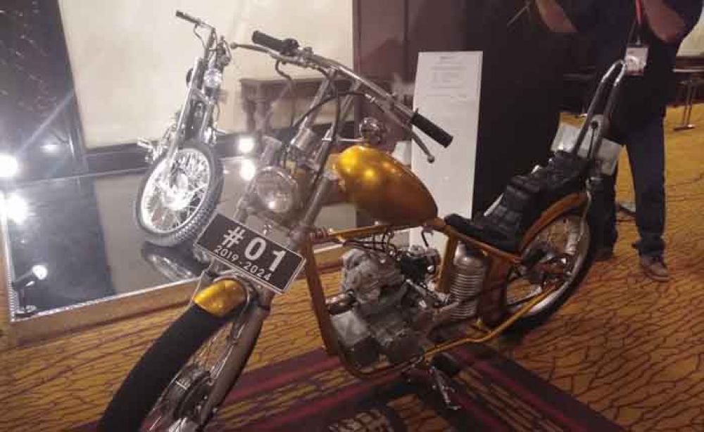 Motor, Helm hingga Jaket Milik Jokowi Batal Dilelang