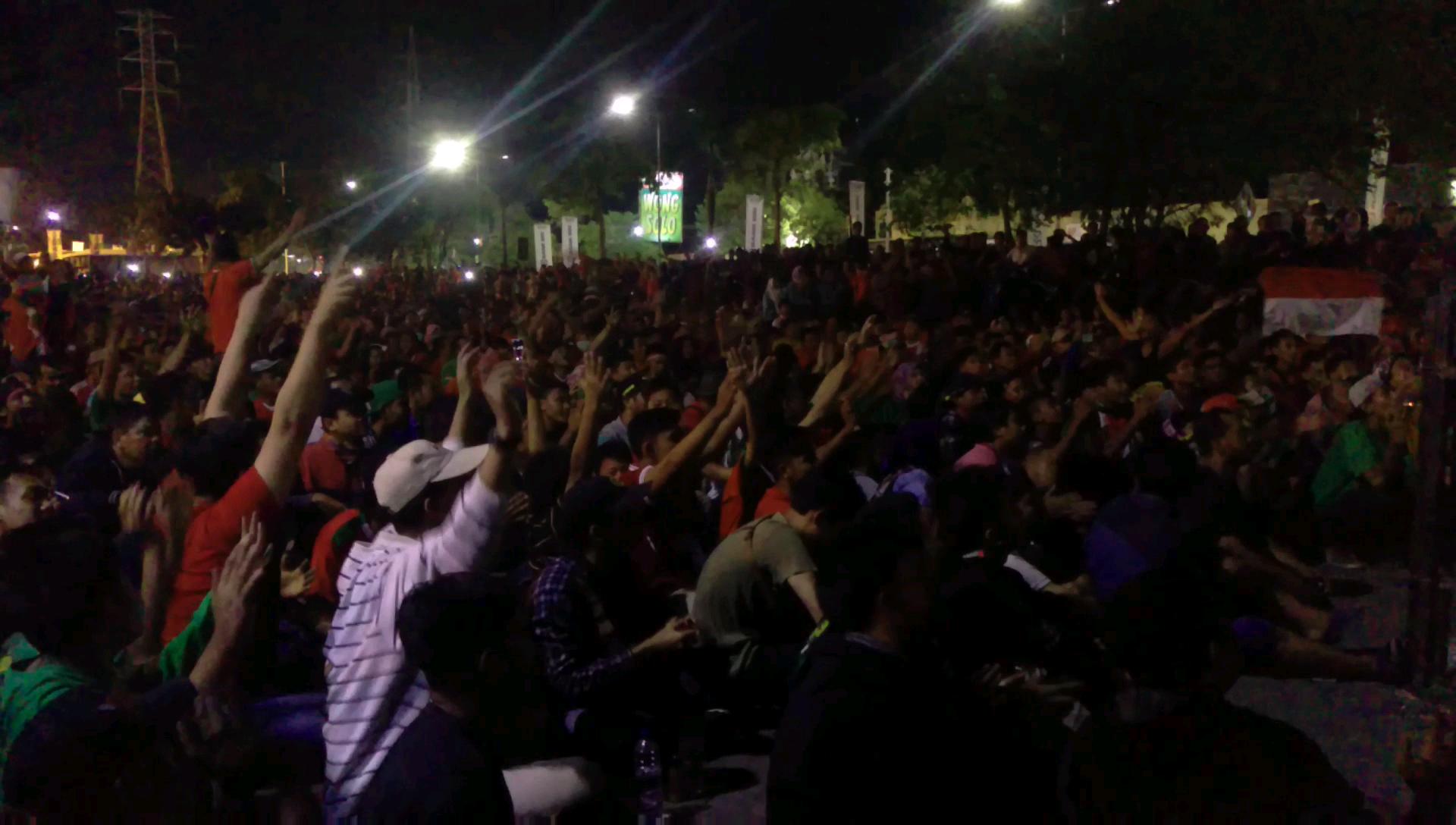 Suasana nobar final Piala AFF U-16/Foto: Arry Saputra