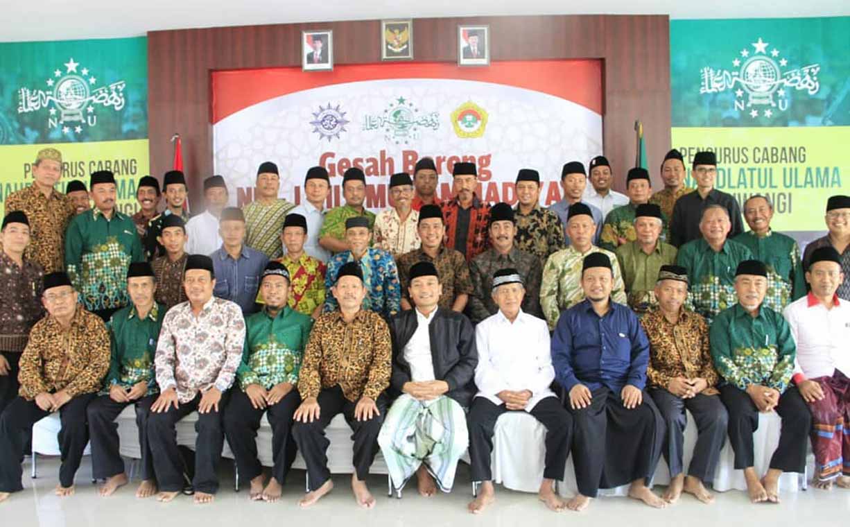 Tiga Ormas Islam di Banyuwangi saat berbaur dan berfoto bersama