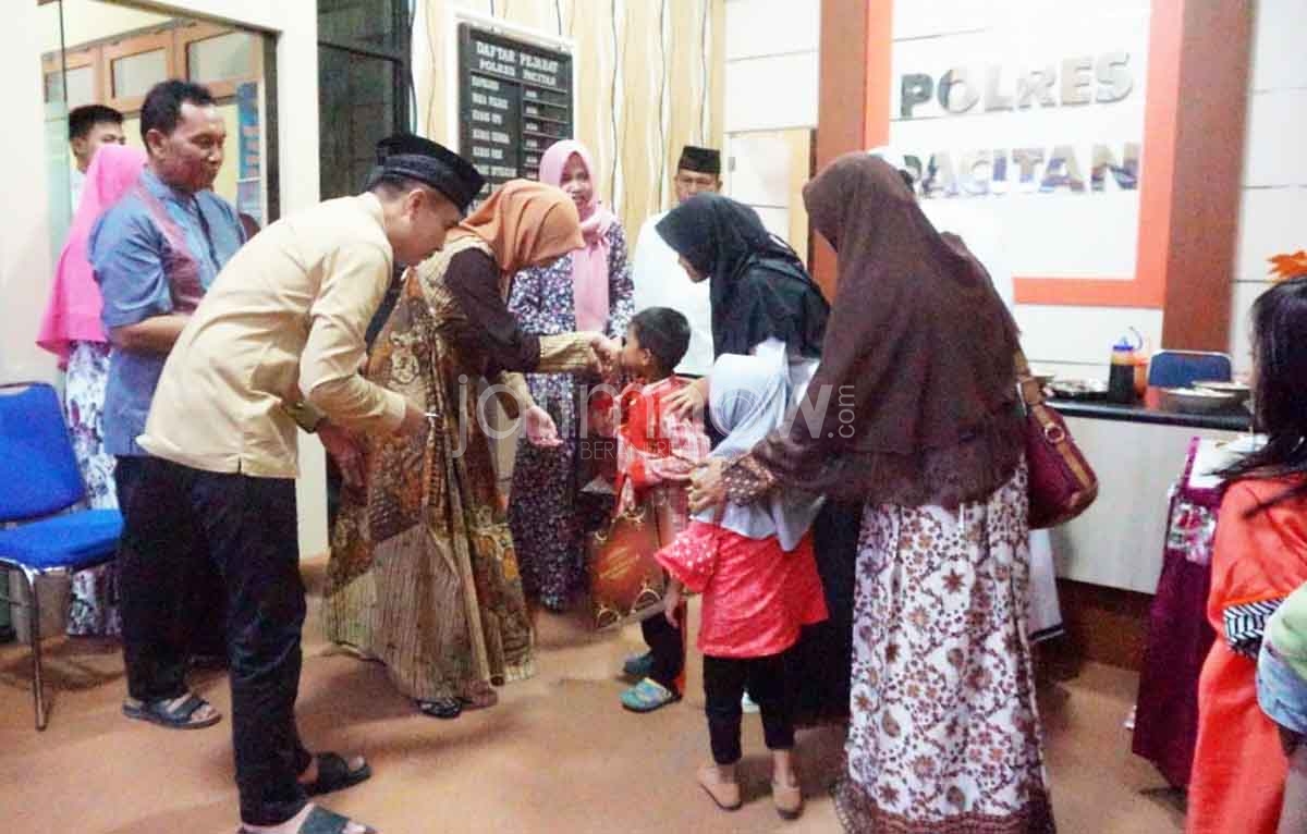 Buka bersama Polres Pacitan dan anak yatim