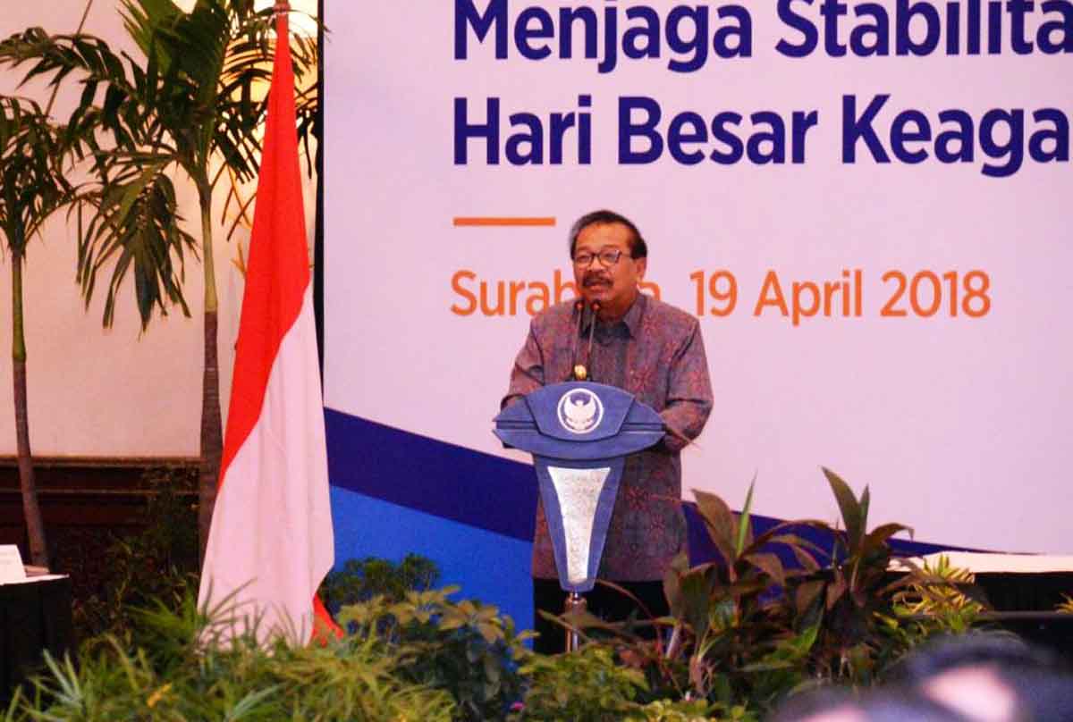 Gubernur Jawa Timur Soekarwo pada acara Rapat Koordinasi Wilayah Tim Pengendalian Inflasi Daerah (Rakorwil TPID) se-Jatim di Surabaya.