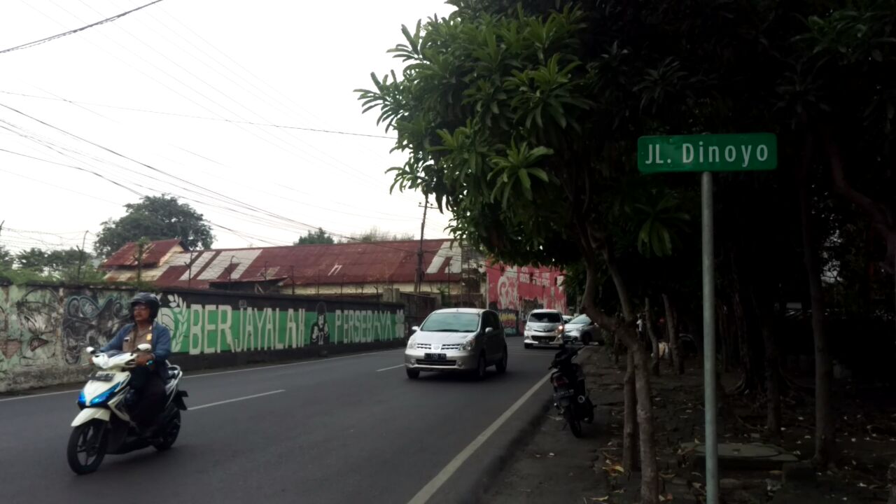Jalan Dinoyo Surabaya