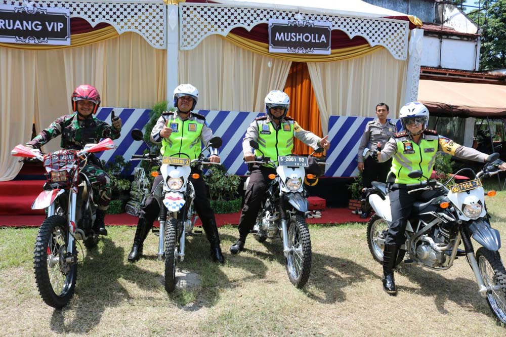 Patroli bersama Polri dan TNI di Bojonegoro