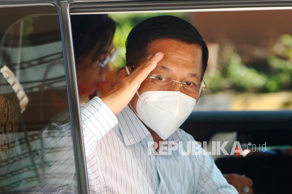 Panglima Tertinggi militer Myanmar Jenderal Min Aung Hlaing (Foto: AP / Aung Shine Oo via Republika)


